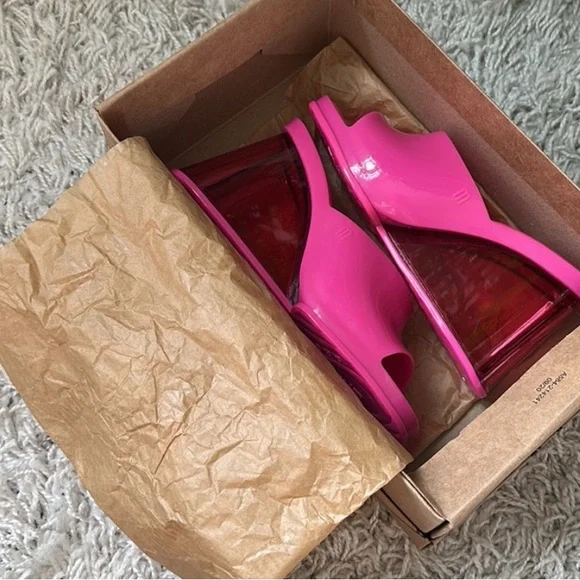 BRAND NEW Melissa Pink Heart Shaped Mules Wedges Valentines Barbie - Picture 2 of 6